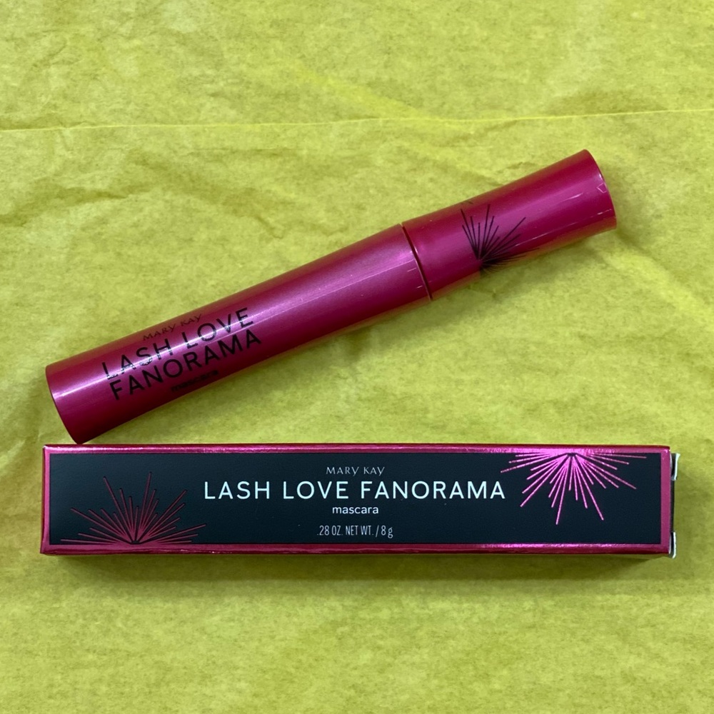 Mary Kay Lash Love Fanorama Mascara